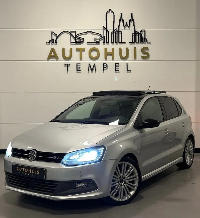 Volkswagen Polo (2014) — foto 1