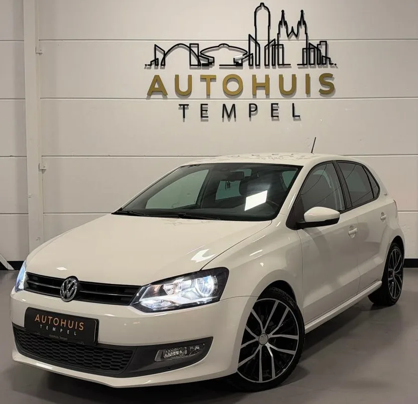 Volkswagen Polo (2010) — foto 1