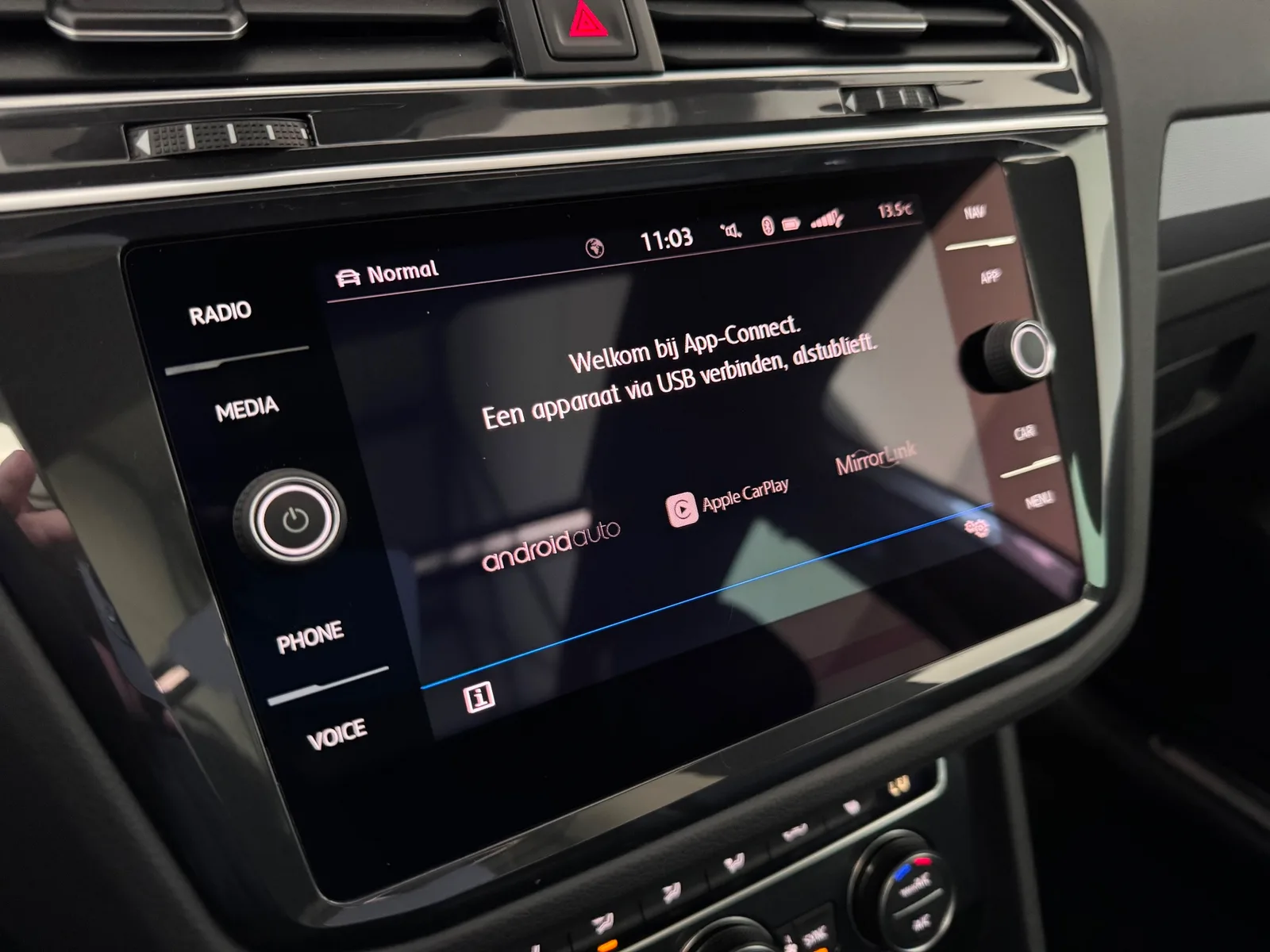 Volkswagen Tiguan (2019) — foto 1