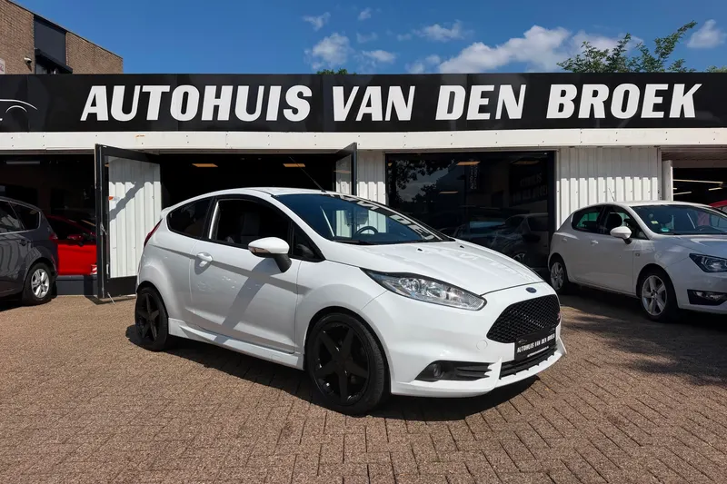 Ford Fiesta (2013)