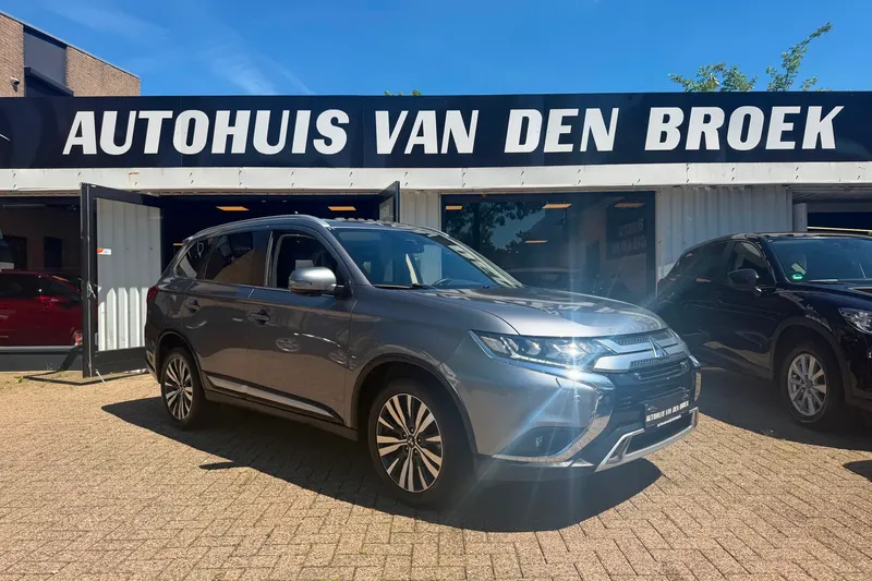 Mitsubishi Outlander (2019)