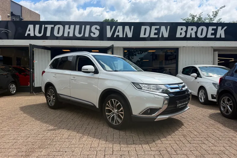Mitsubishi Outlander (2019)