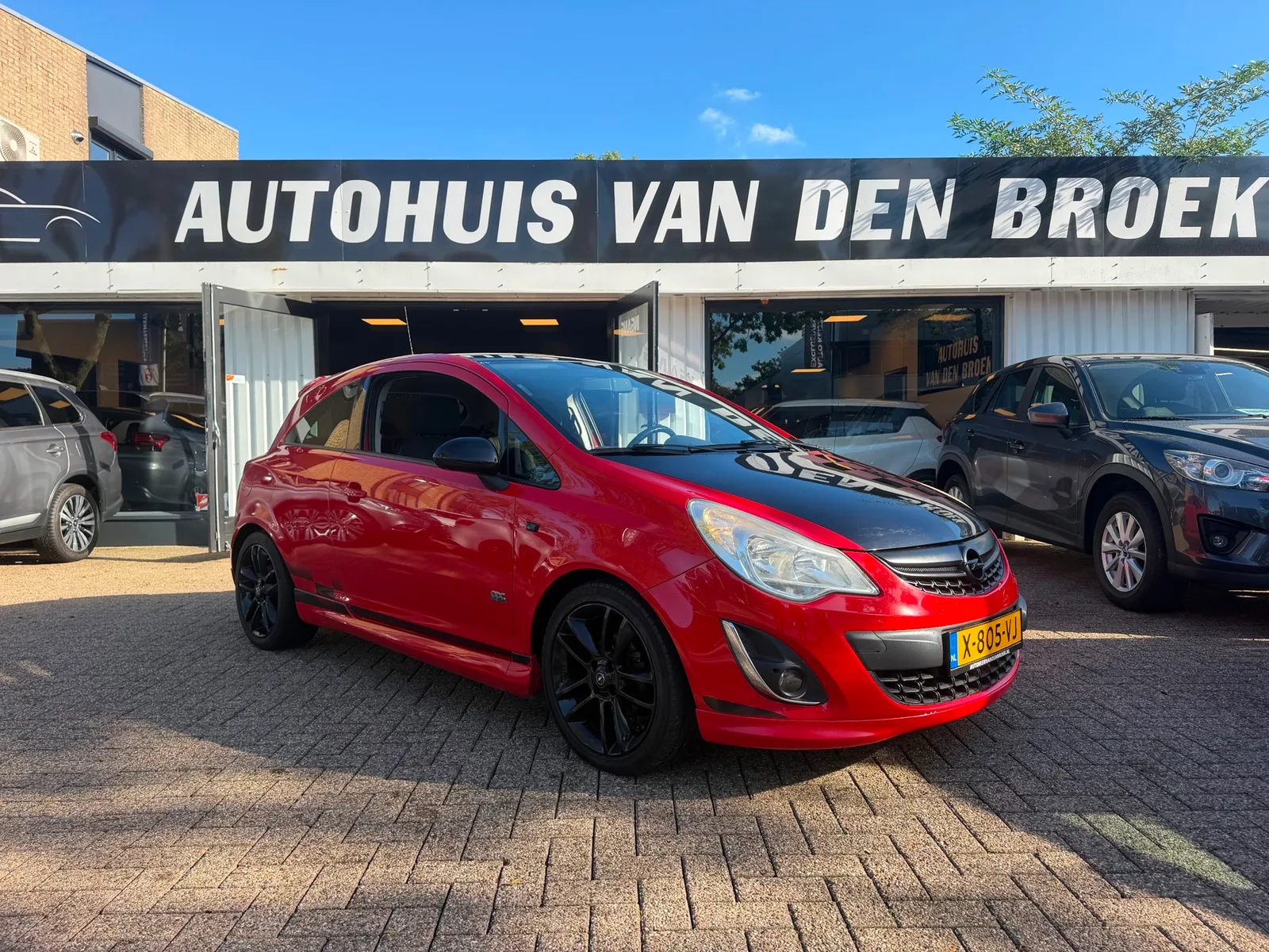 Opel Corsa (2011) — foto 1