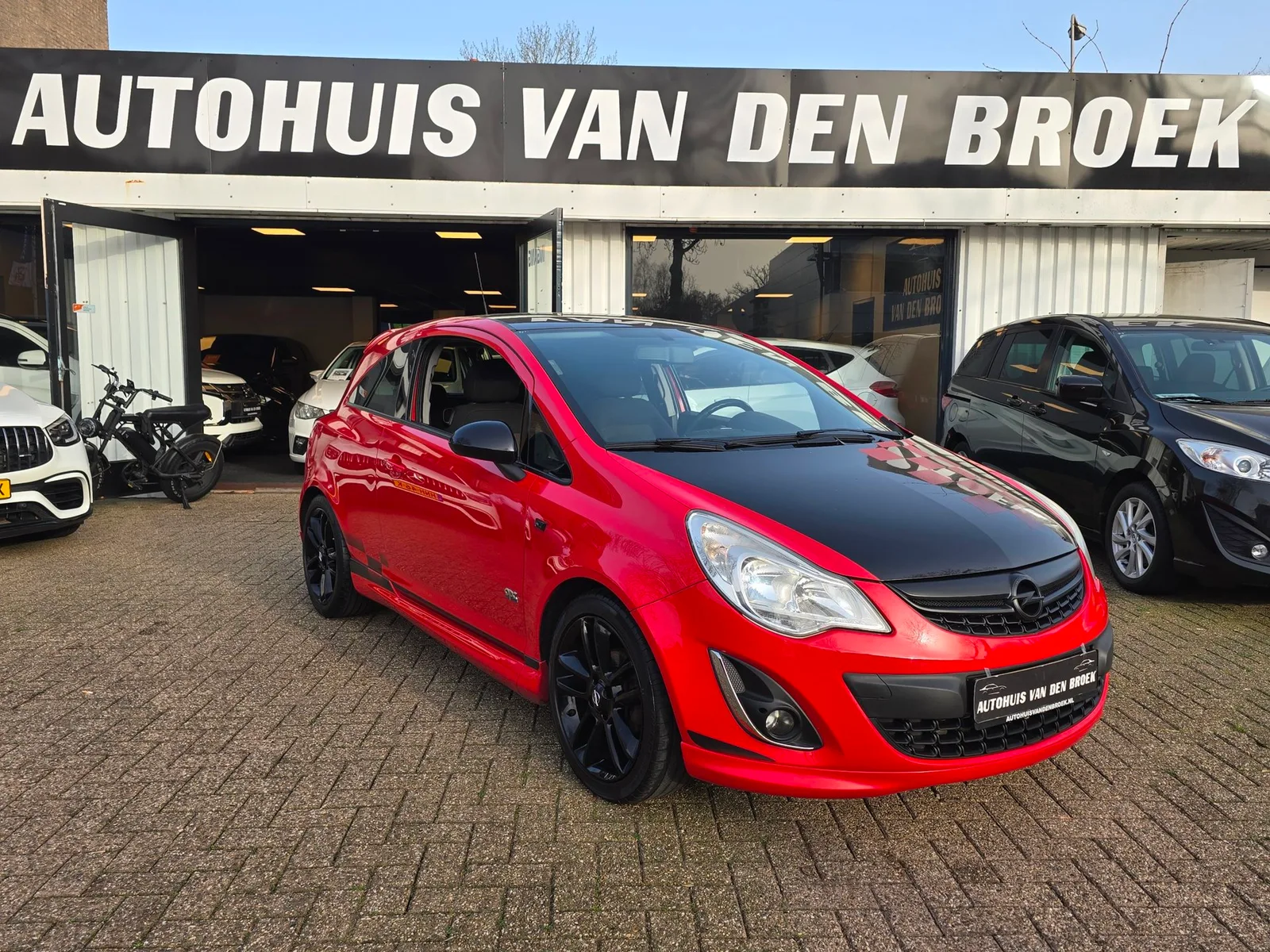 Opel Corsa (2011) — foto 1