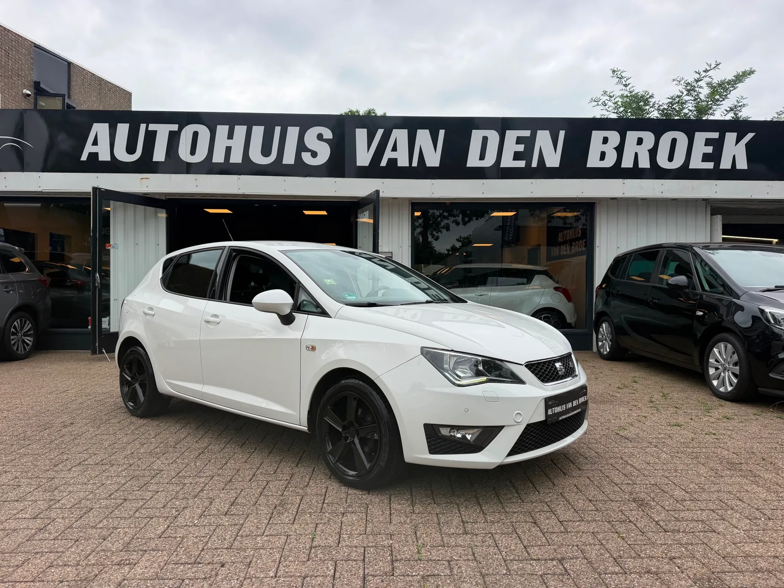 SEAT Ibiza (2016) — foto 1