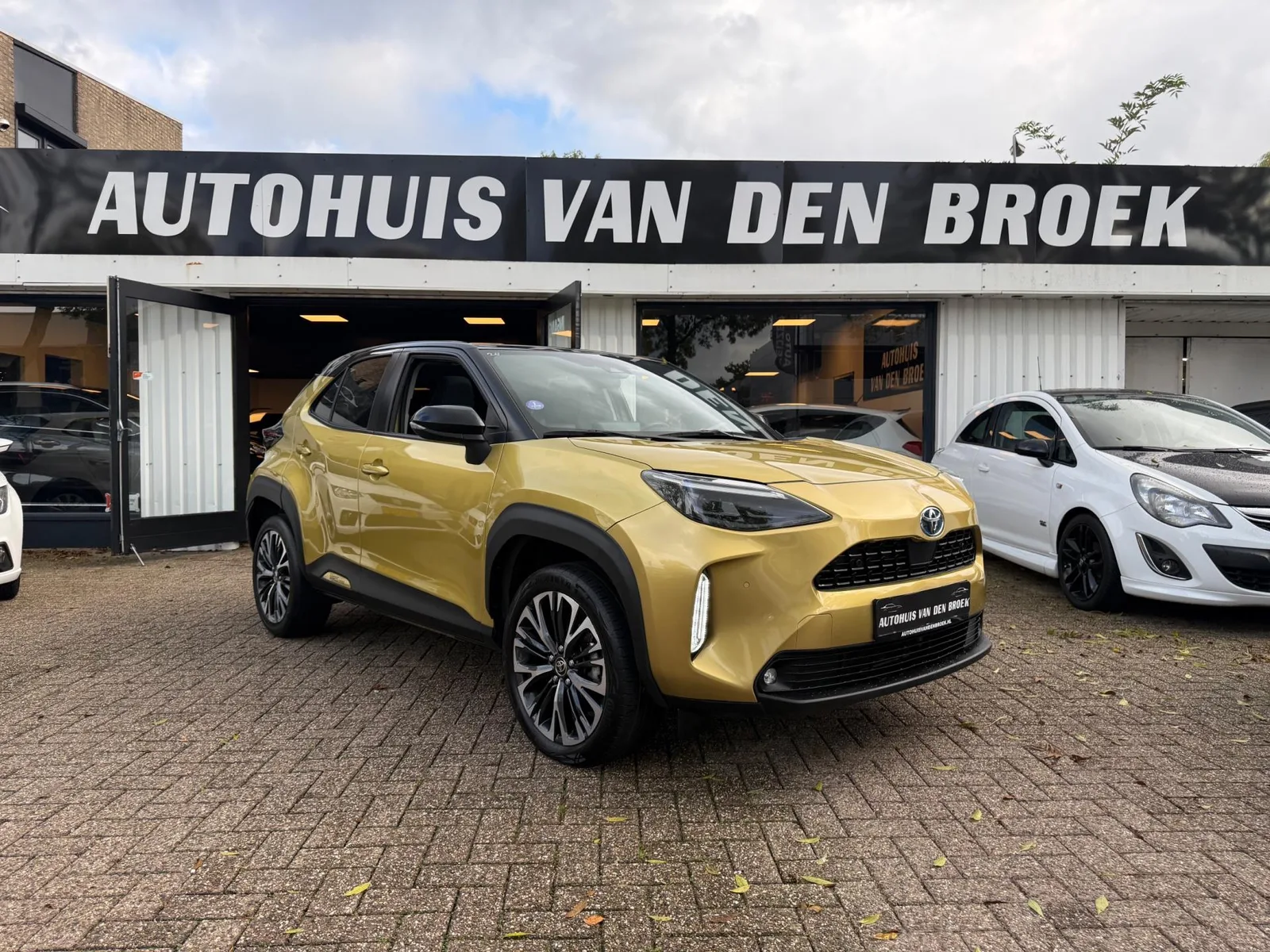 Toyota Yaris Cross (2023) — foto 1