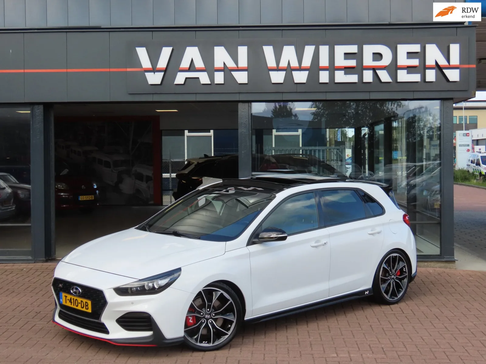 Hyundai i30 (2018) — foto 1