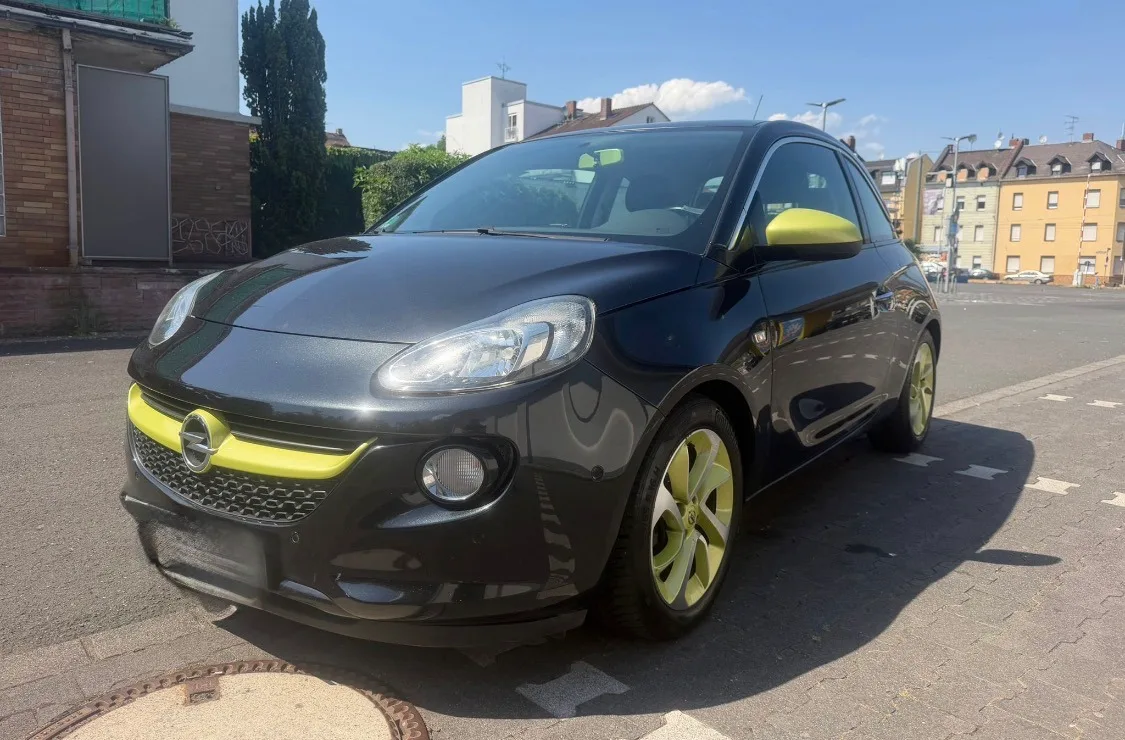 Opel Adam (2013) — foto 1