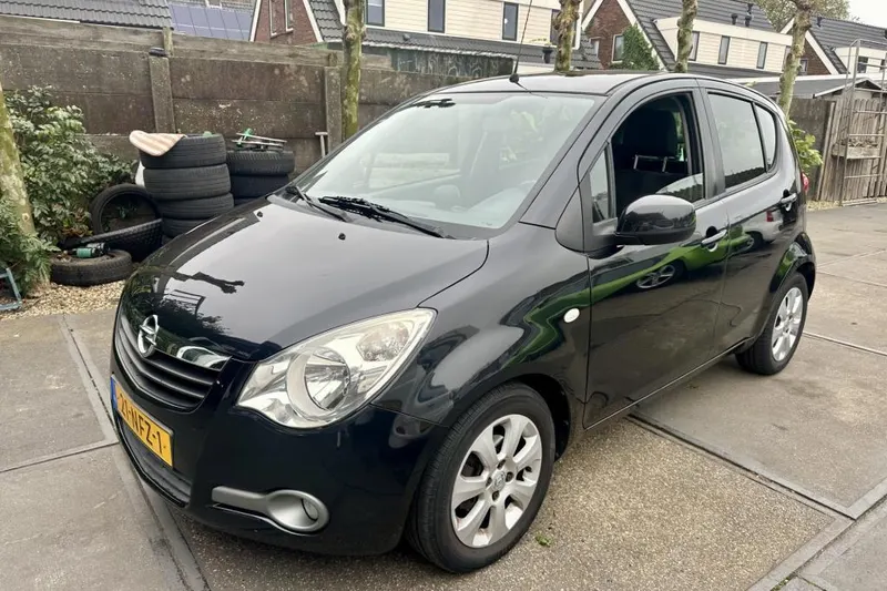 Opel Agila (2010)
