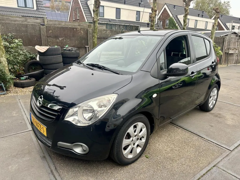 Opel Agila (2010) — foto 1