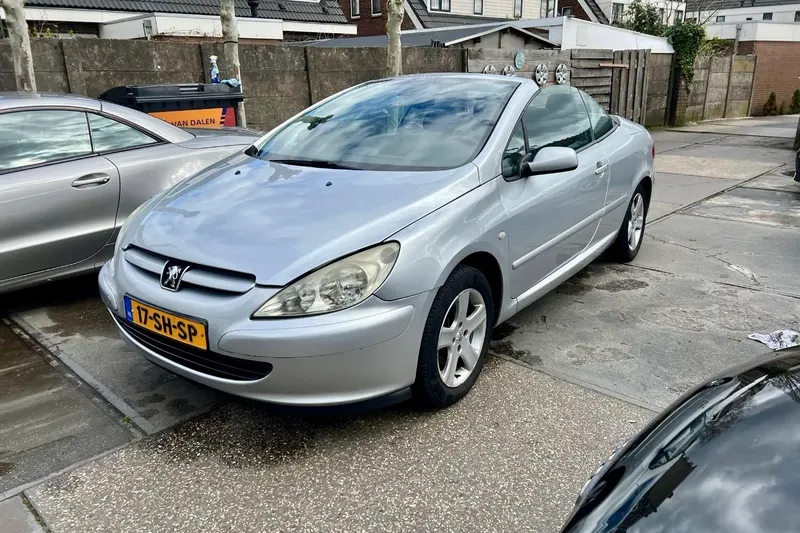Peugeot 307 CC (2005)
