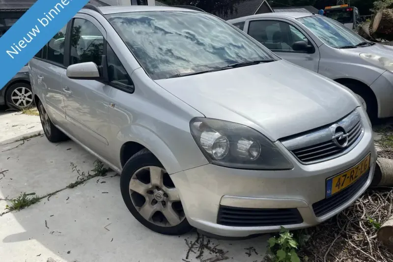 Opel Zafira (2005)