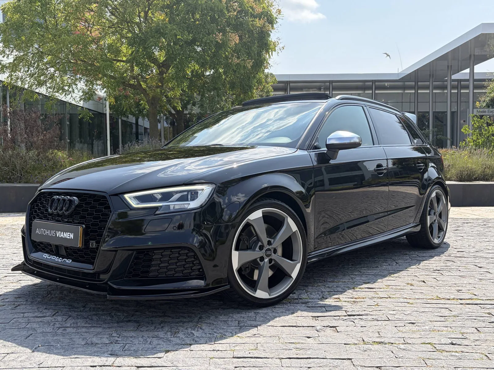 Audi S3 (2019) — foto 1