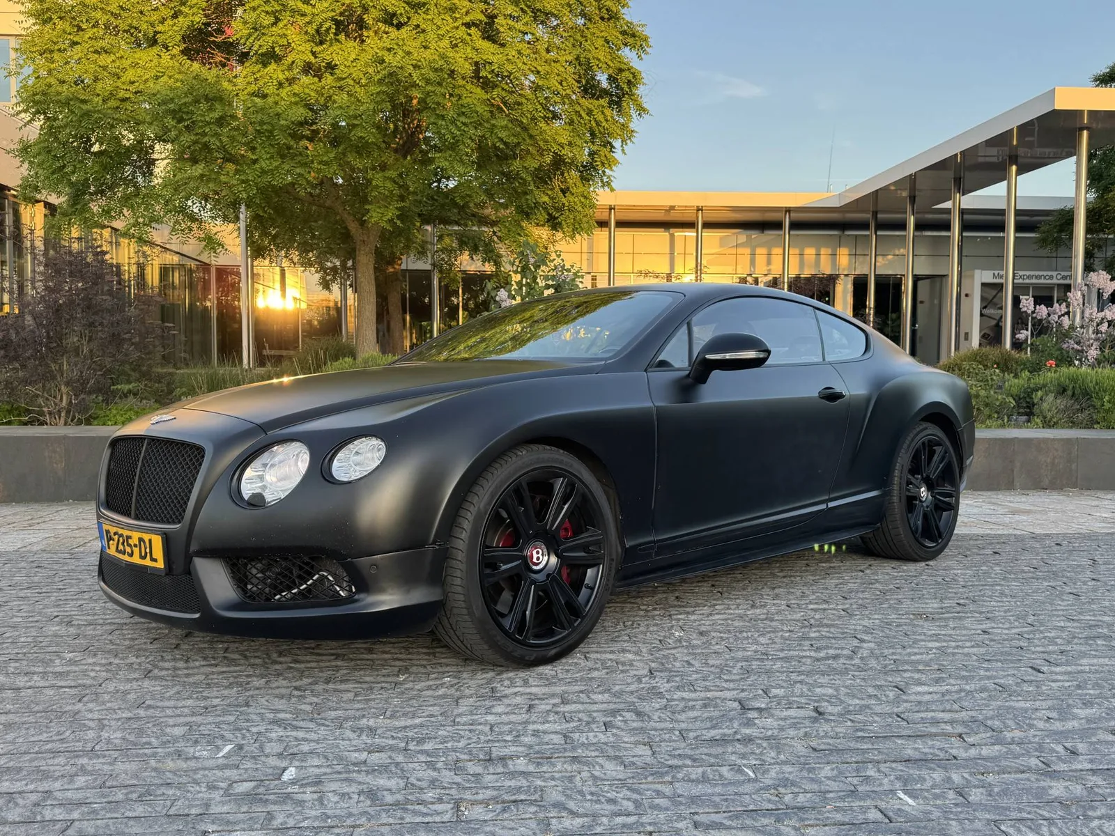 Bentley Continental (2016) — foto 1