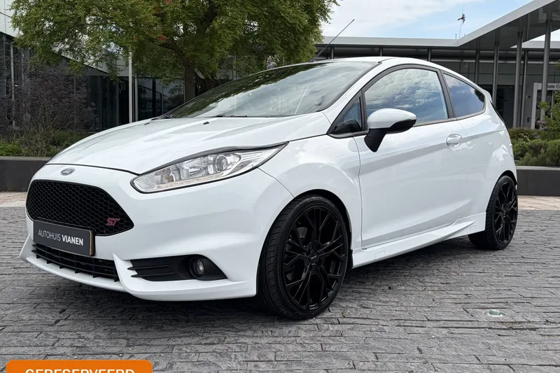 Ford Fiesta (2013)