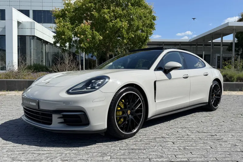 Porsche Panamera (2017)