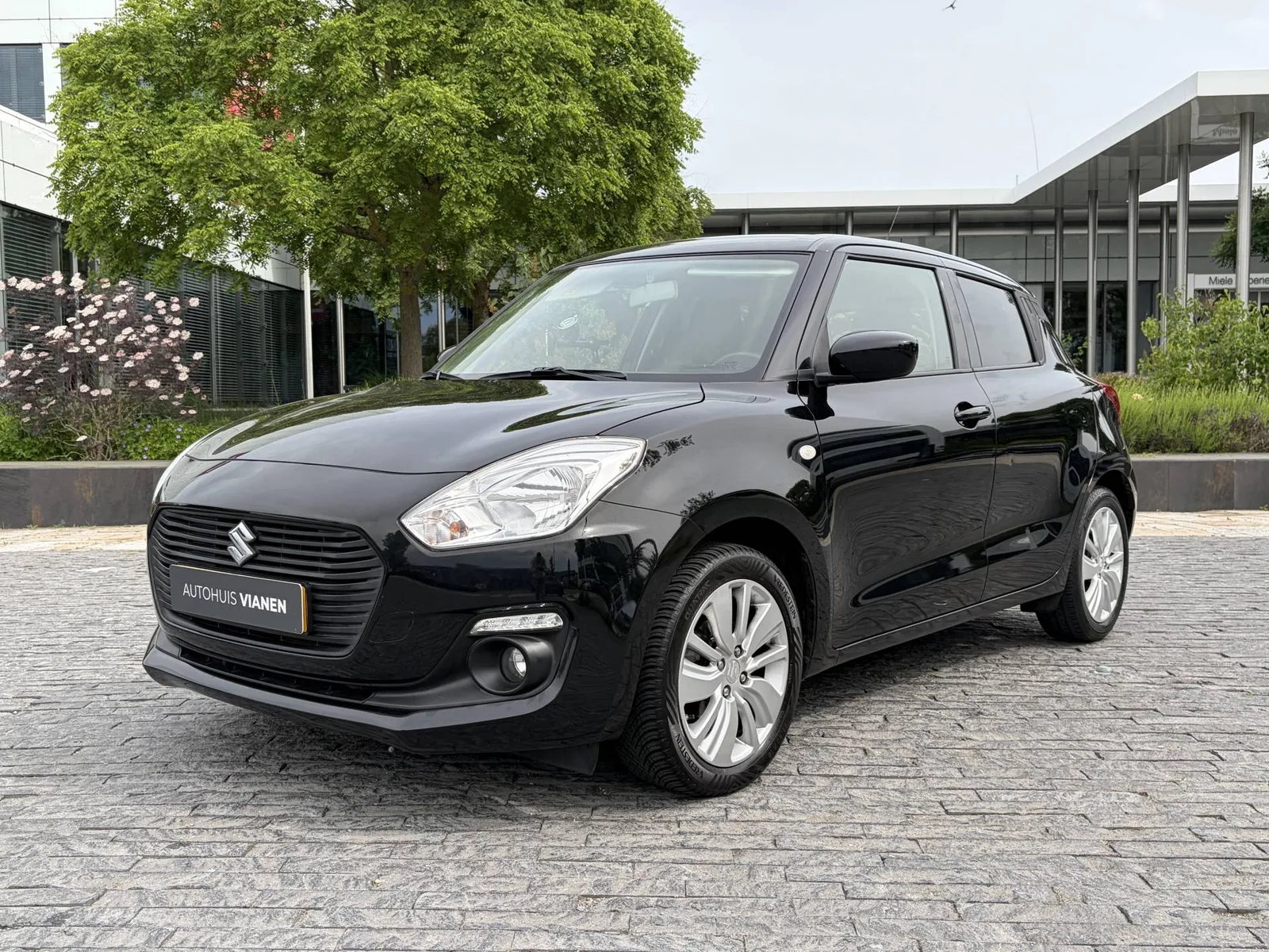 Suzuki Swift (2017) — foto 1