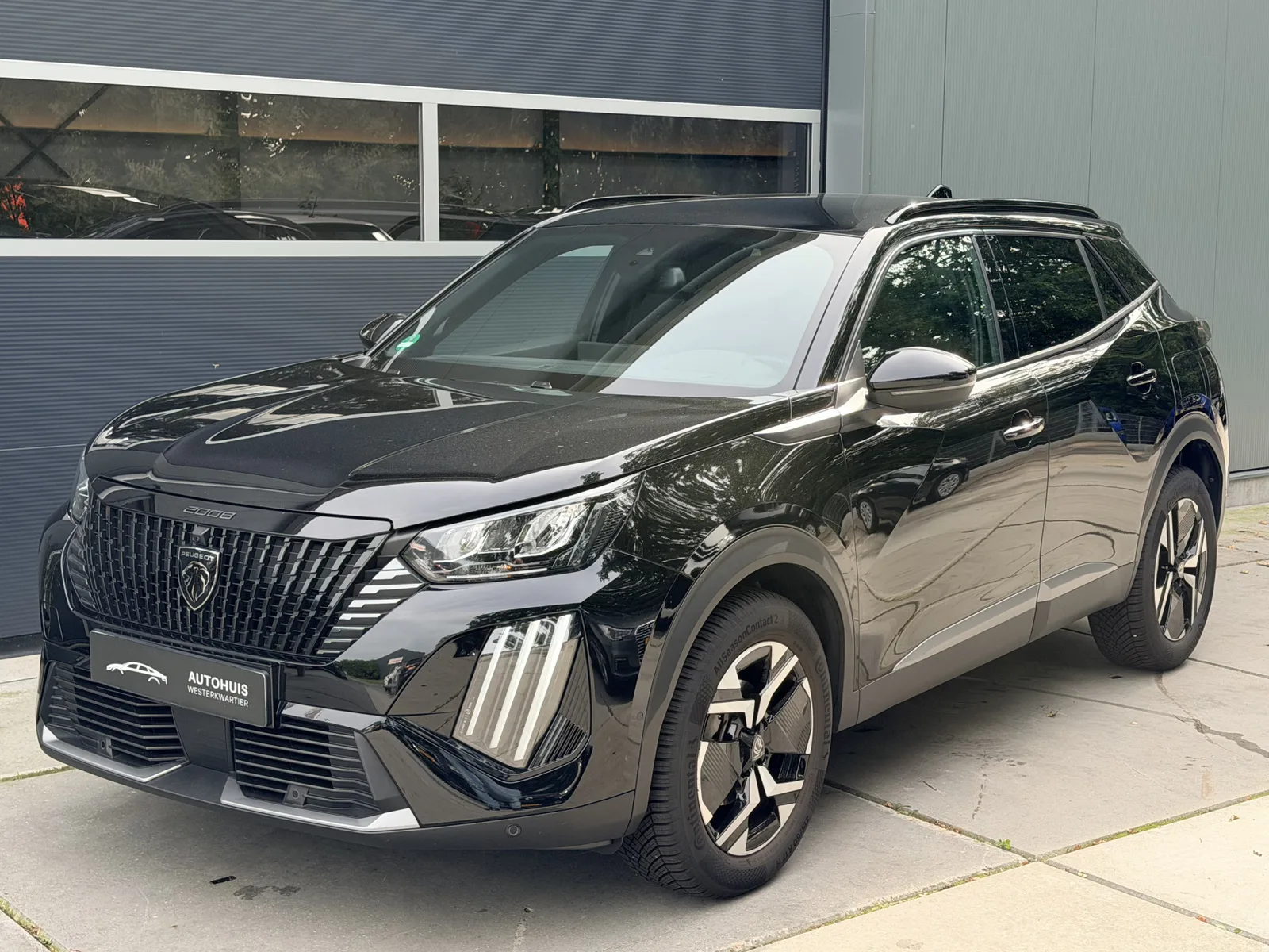 Peugeot 2008 (2025) — foto 1