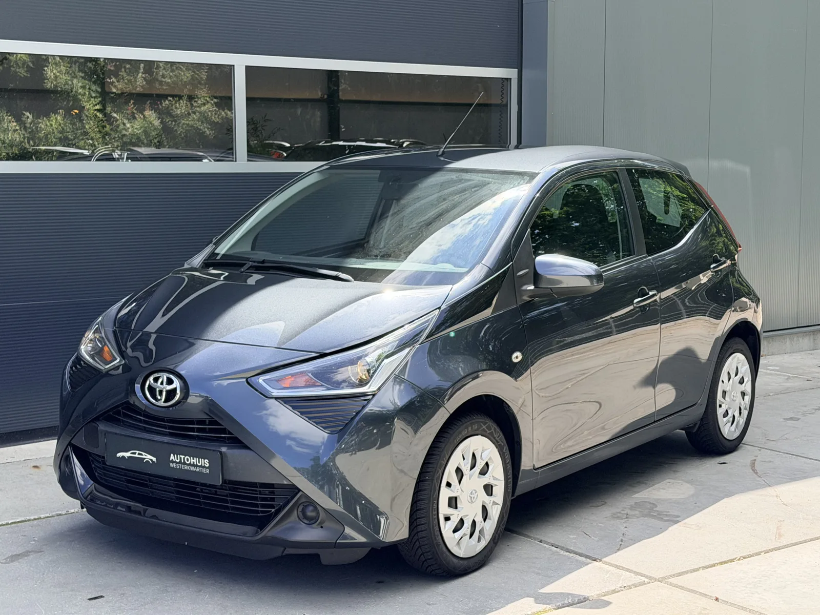 Toyota Aygo (2021) — foto 1