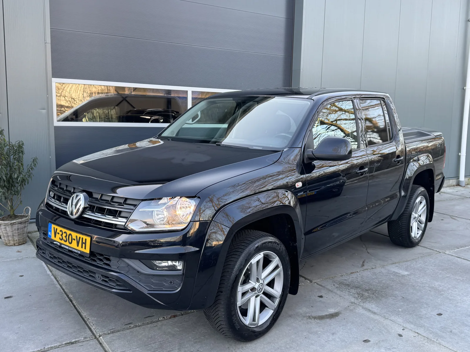 Volkswagen Amarok (2017) — foto 1