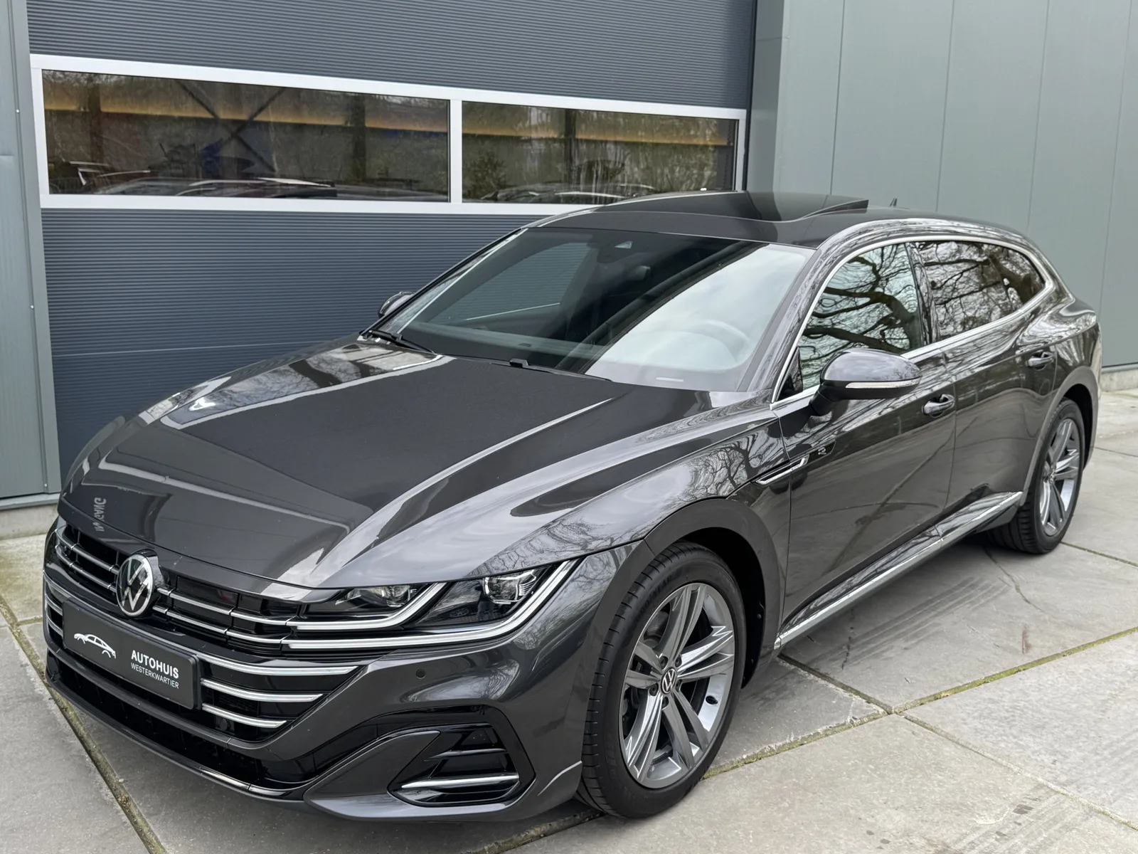 Volkswagen Arteon (2023) — foto 1