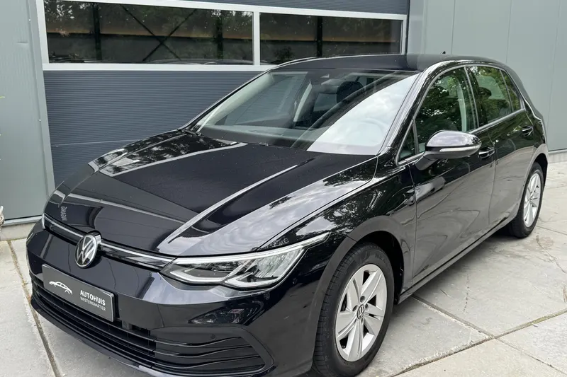 Volkswagen Golf (2022)