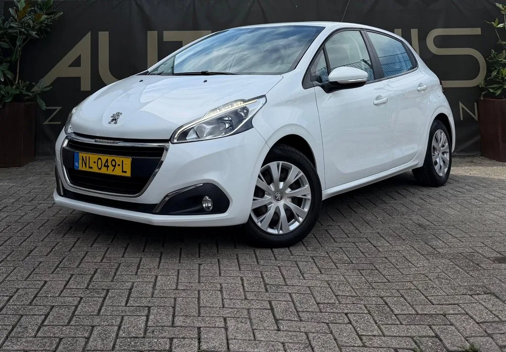 Peugeot 208 (2017) — foto 1
