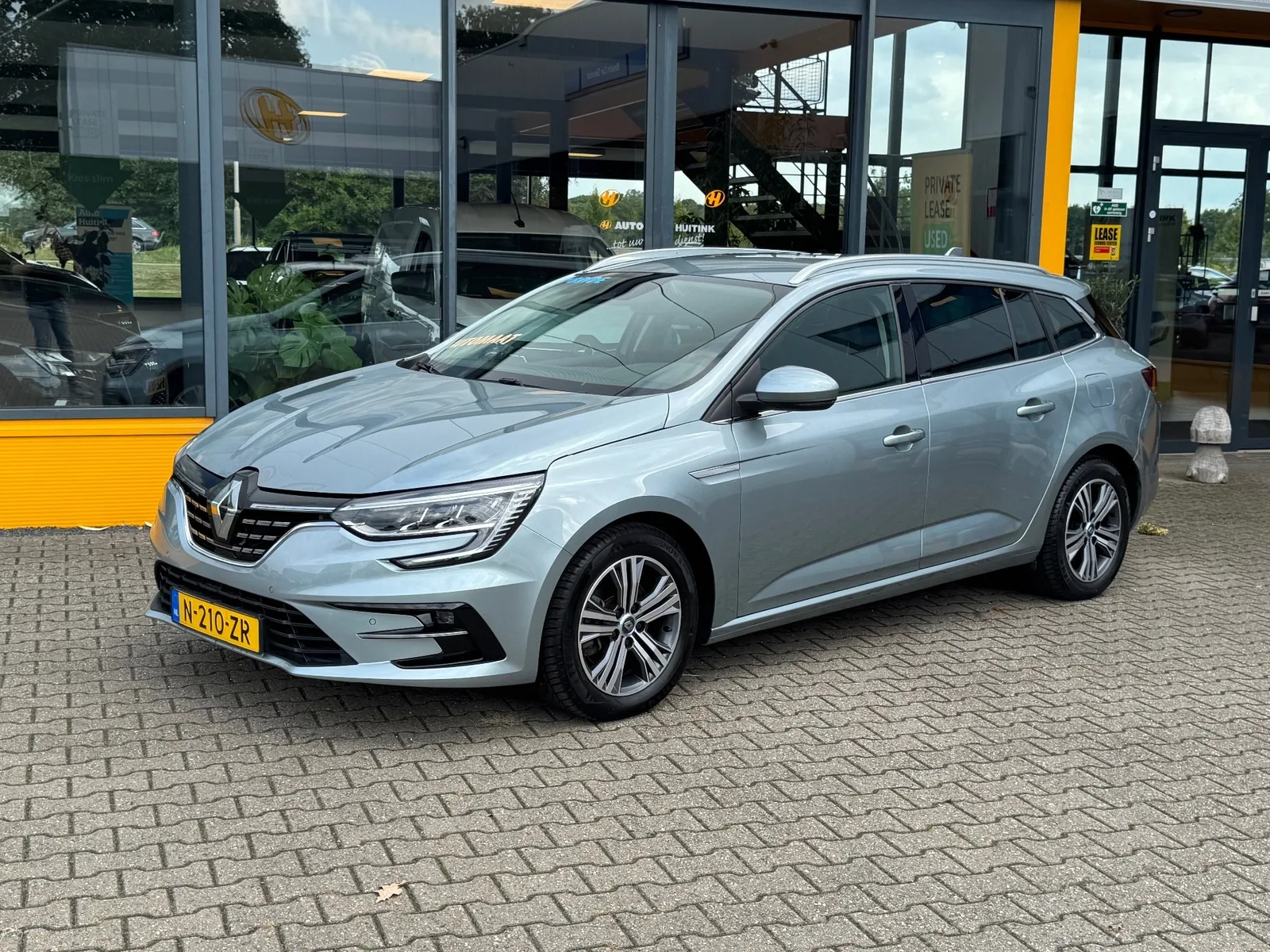 Renault Mégane (2020) — foto 1