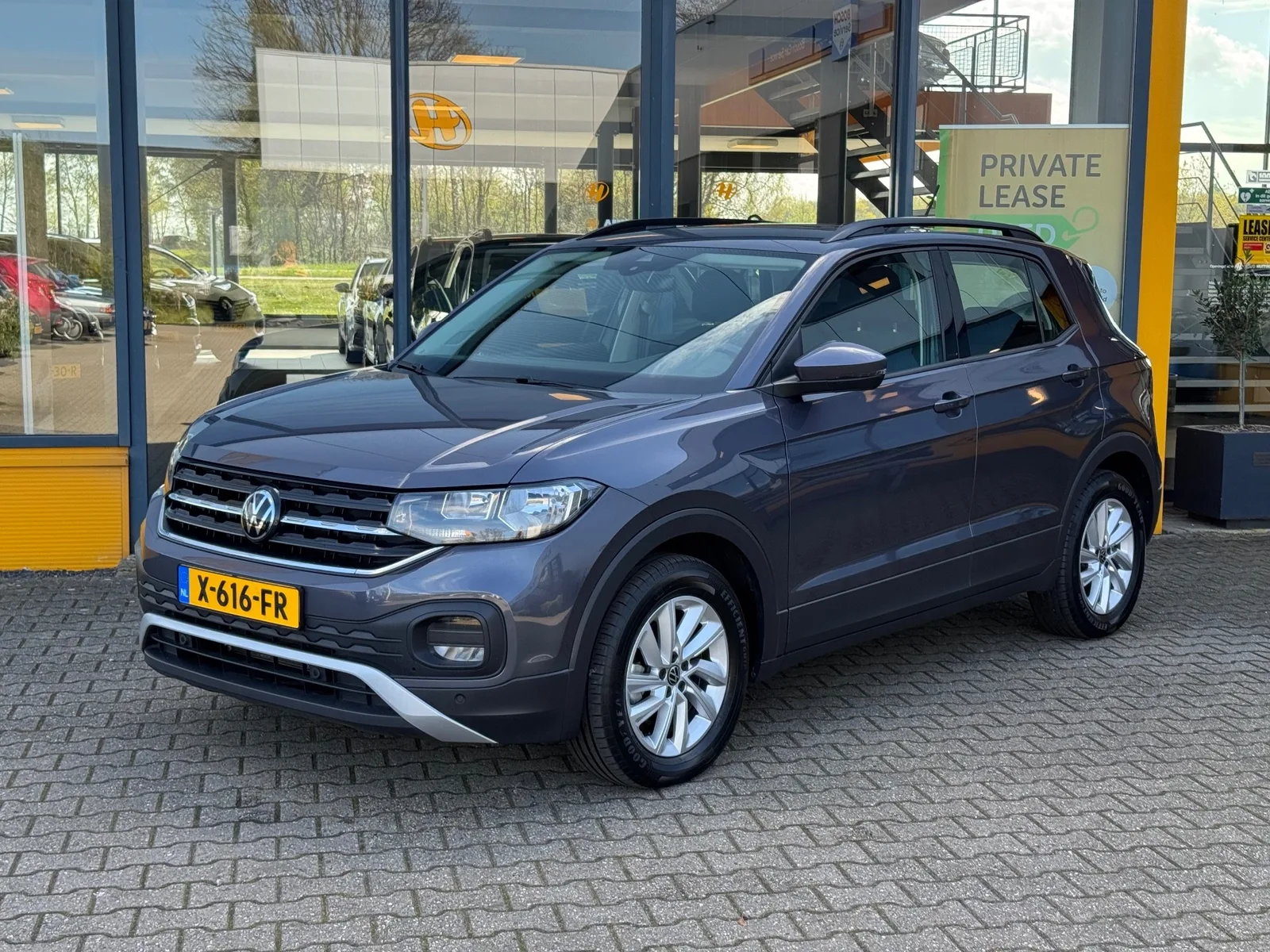 Volkswagen T-Cross (2023) — foto 1