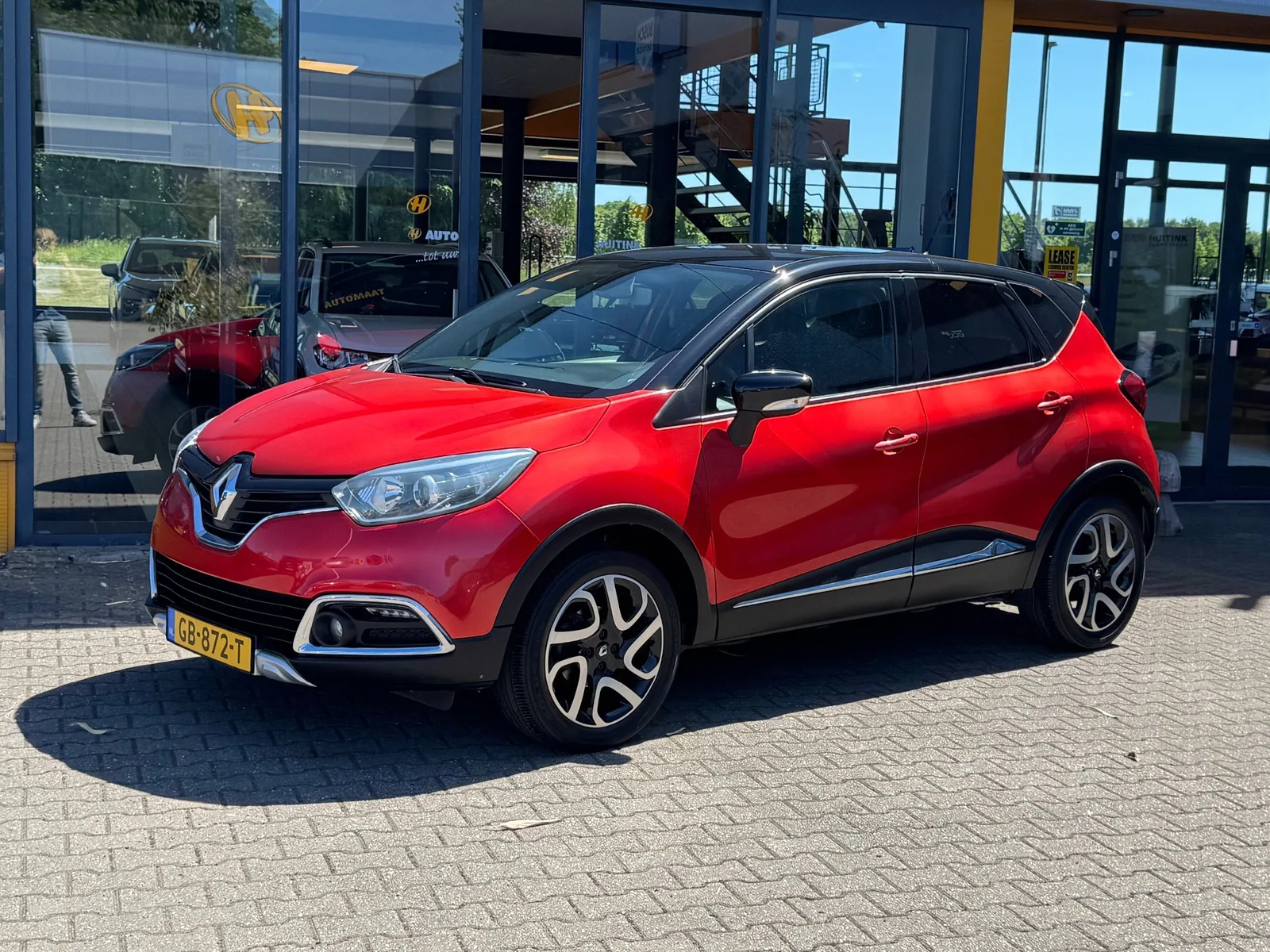 Renault Captur (2015) — foto 1