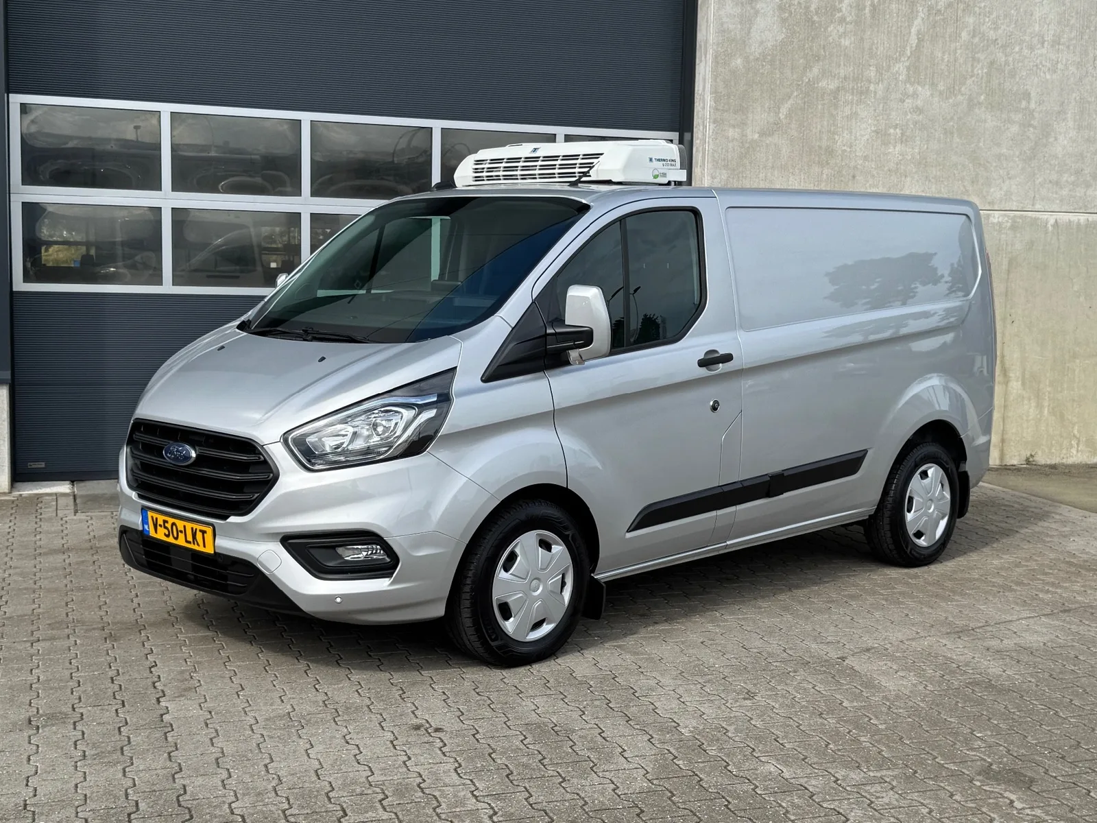 Ford Transit Custom (2023) — foto 1