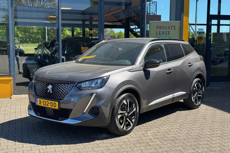 Peugeot 2008 (2023)