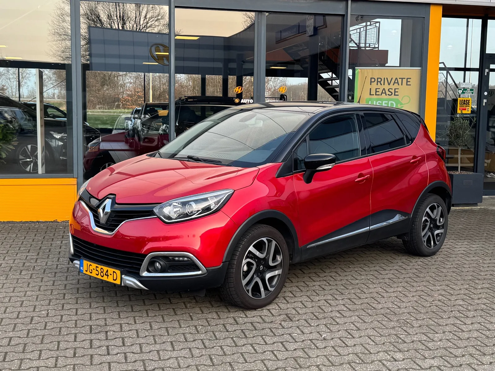 Renault Captur (2016) — foto 1