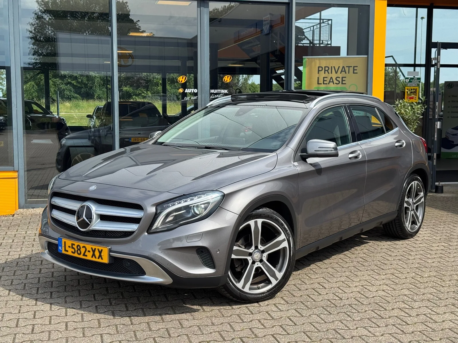 Mercedes-Benz GLA-Klasse (2016) — foto 1