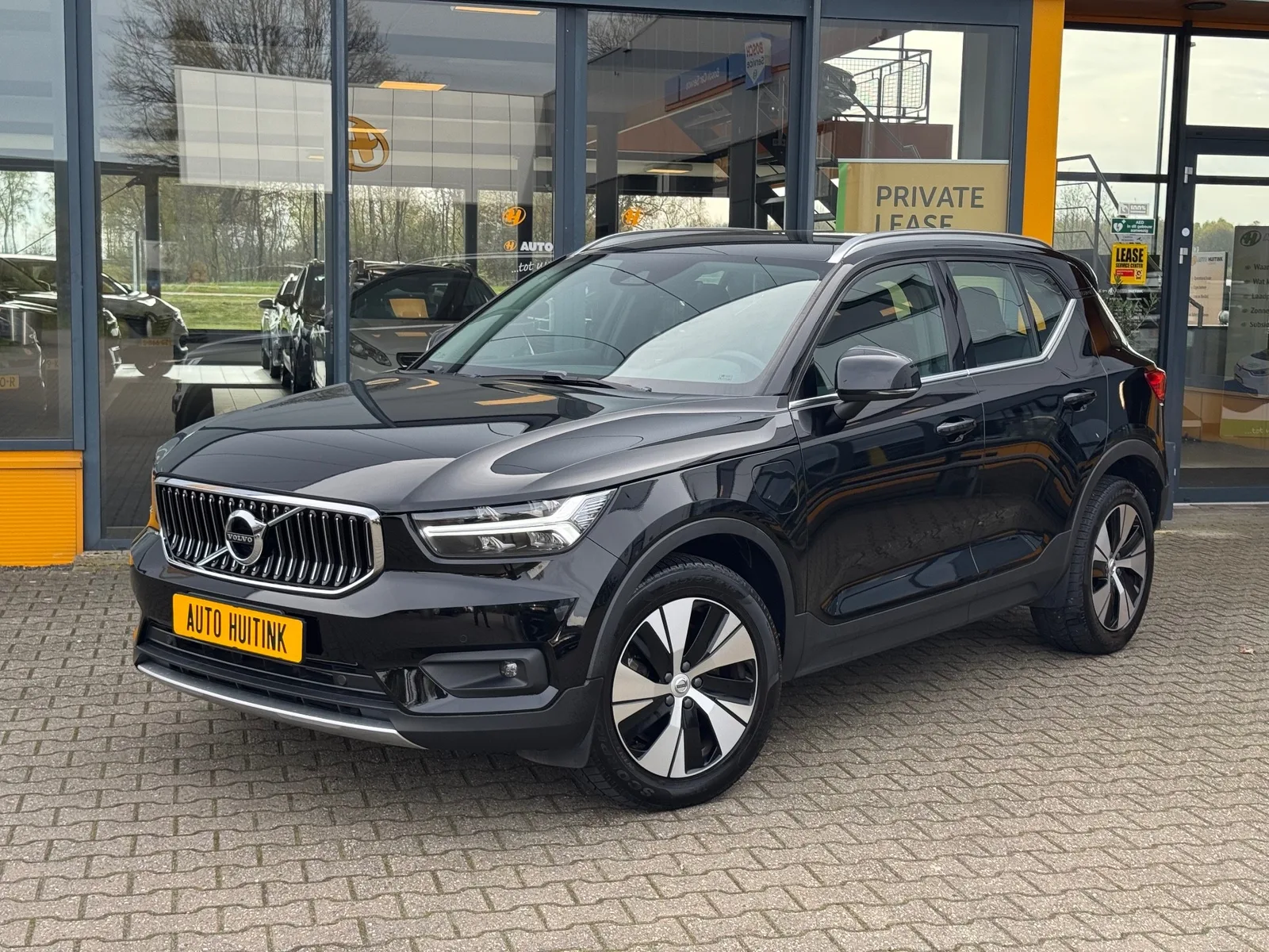 Volvo XC40 (2021) — foto 1