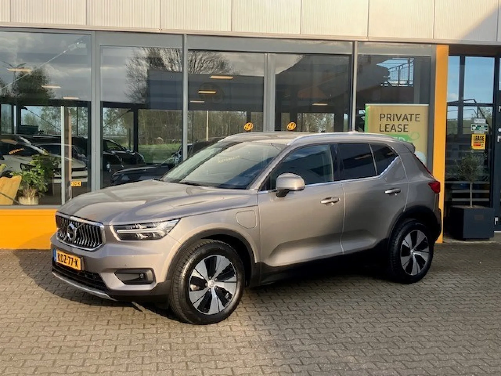 Volvo XC40 (2020) — foto 1