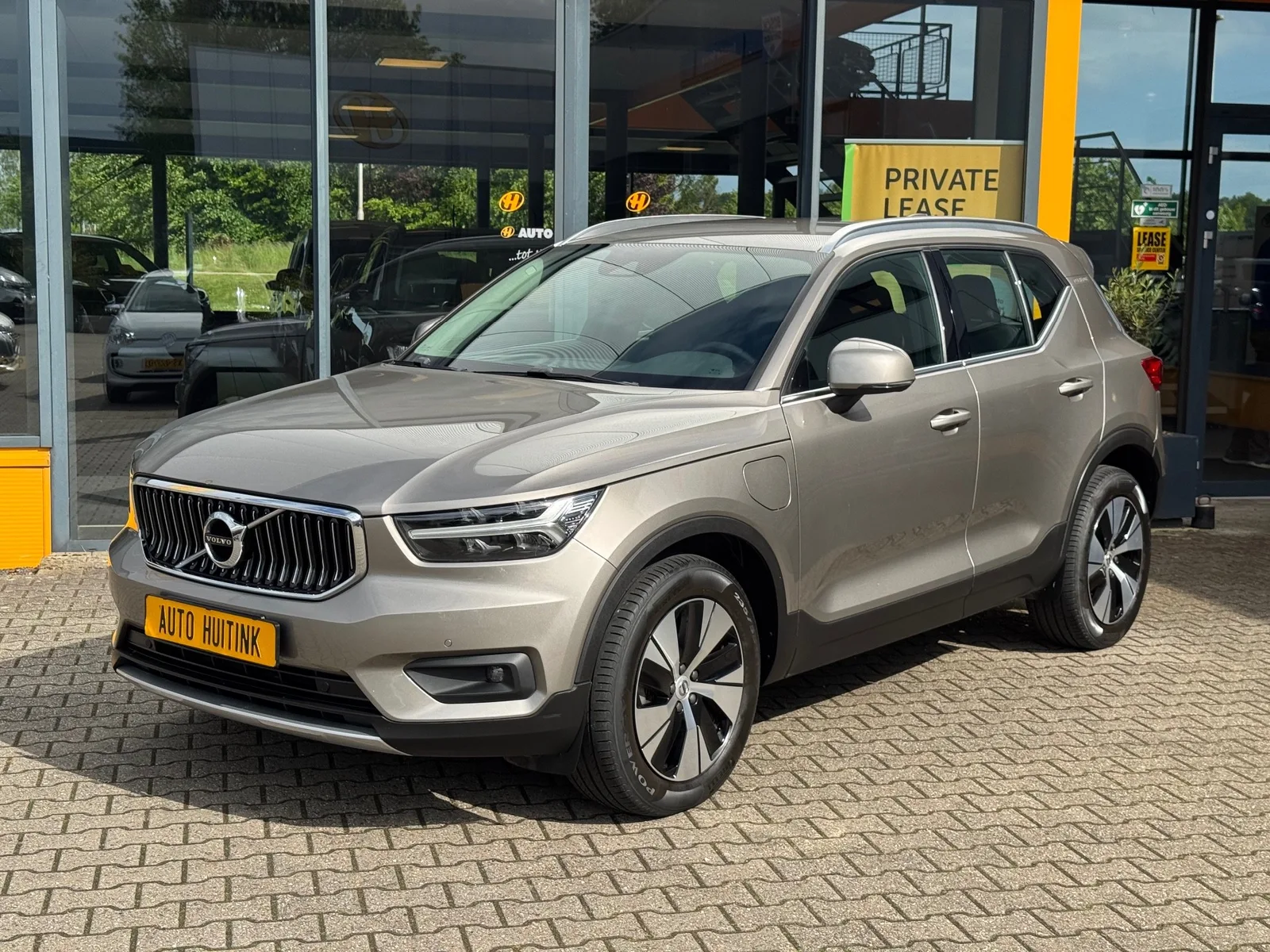 Volvo XC40 (2021) — foto 1