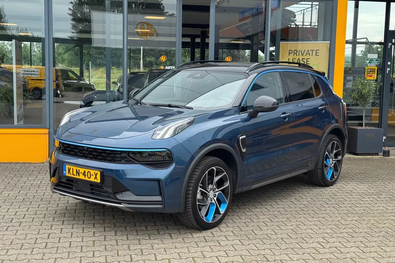 Lynk & Co 01 (2023)
