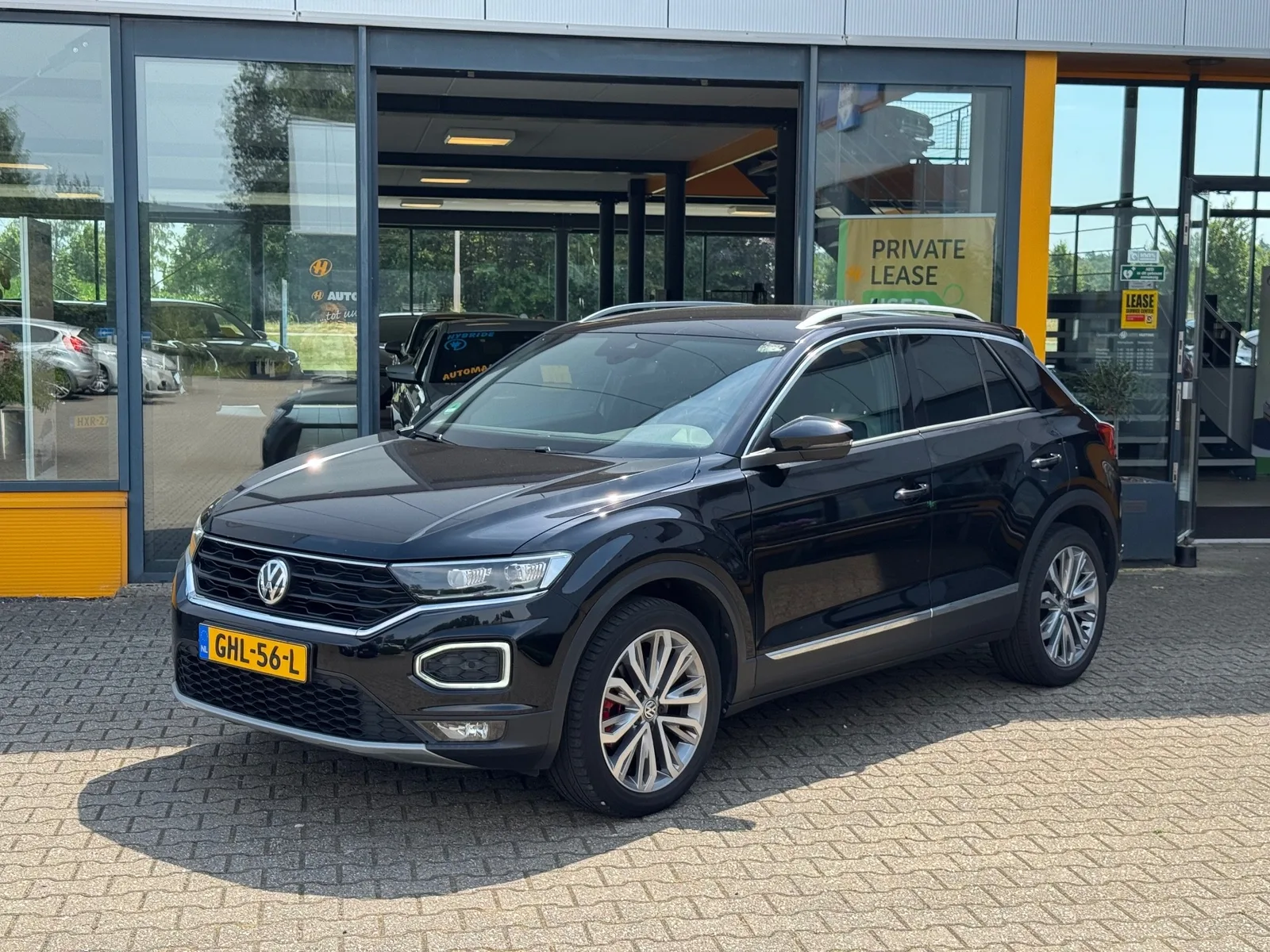 Volkswagen T-Roc (2019) — foto 1