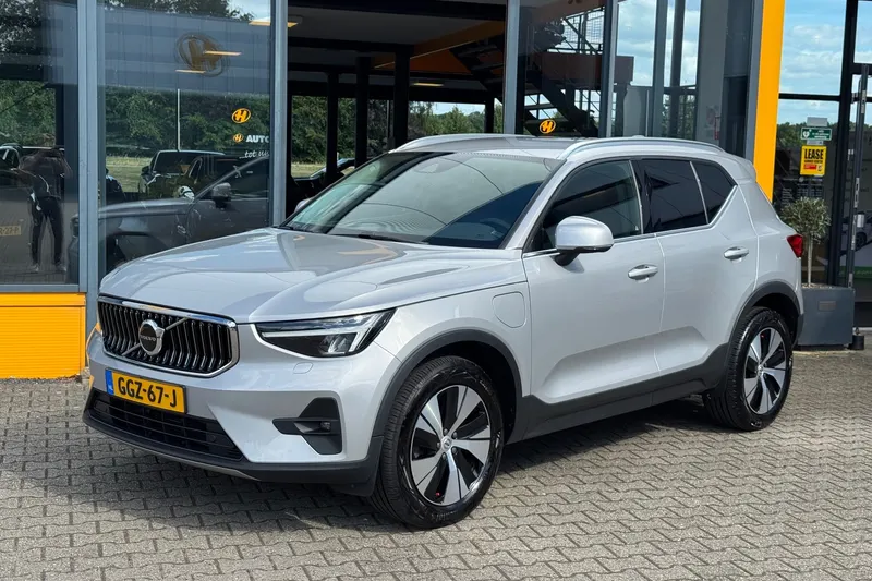 Volvo XC40 (2022)