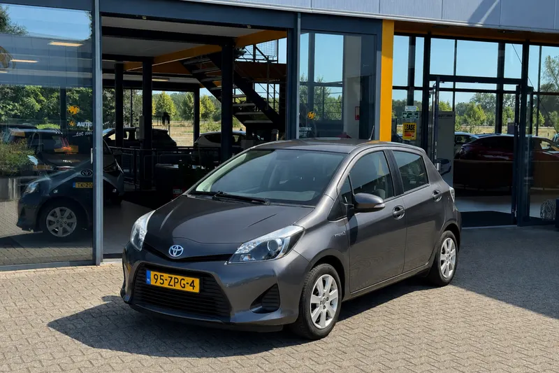 Toyota Yaris (2013)