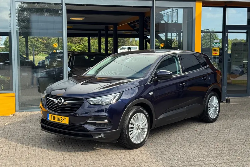 Opel Grandland X (2018)