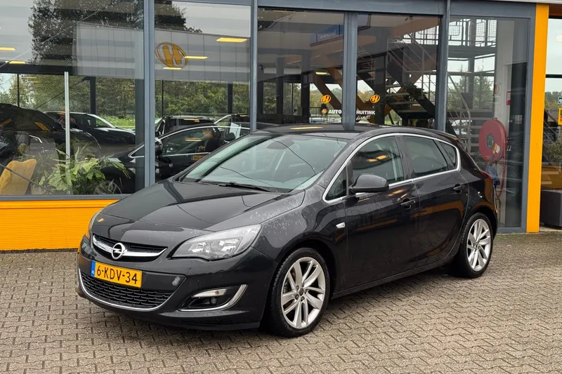 Opel Astra (2013)