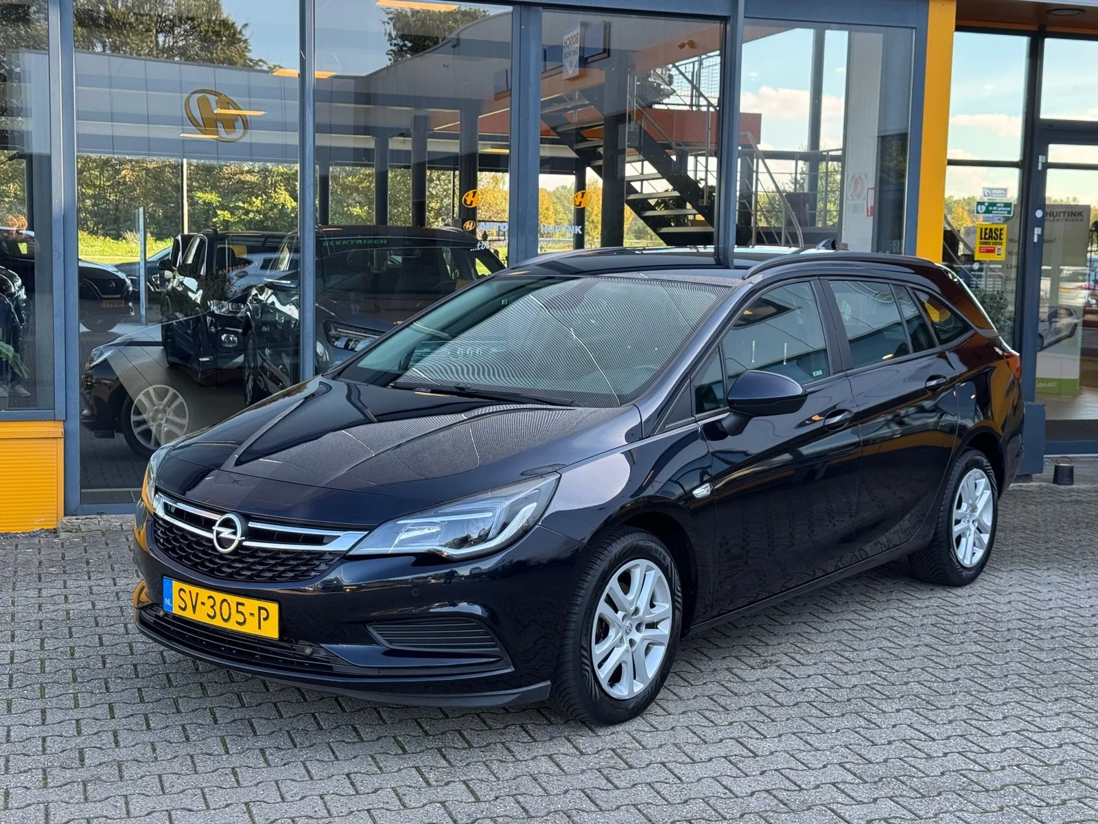Opel Astra (2018) — foto 1