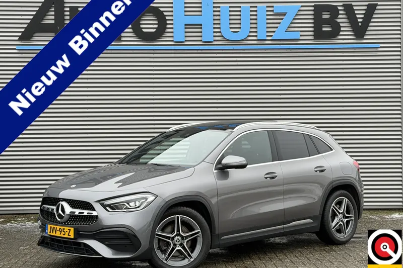 Mercedes-Benz GLA (2022)