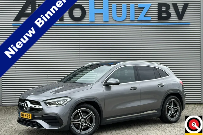 Mercedes-Benz GLA (2022)