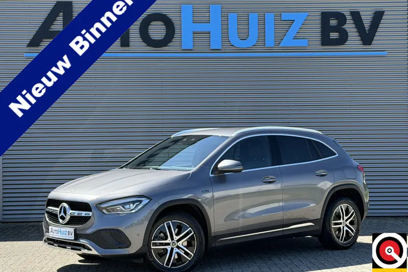 Mercedes-Benz GLA (2021)