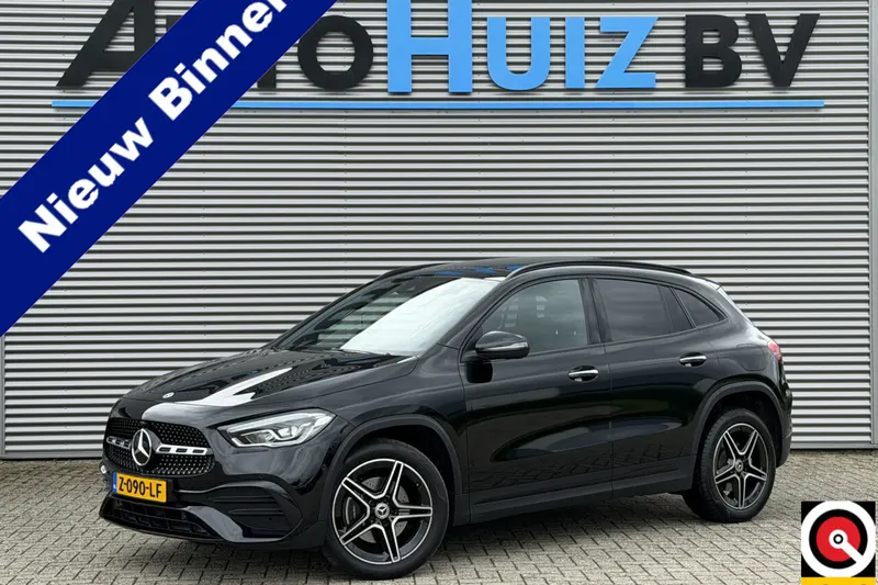 Mercedes-Benz GLA (2023)