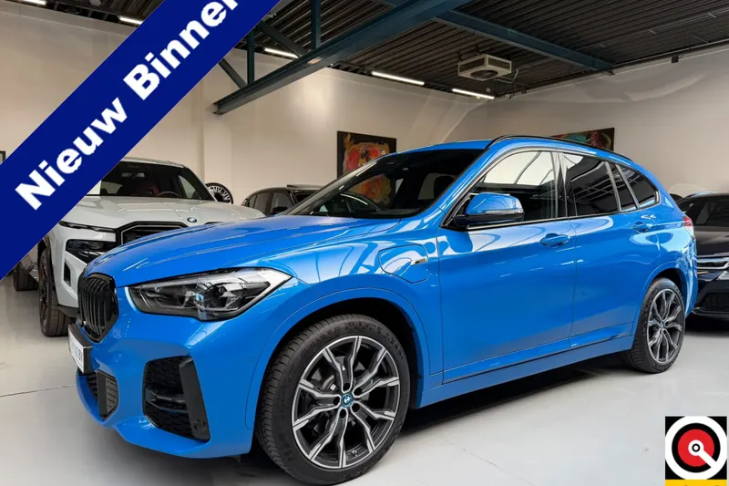 BMW X1 (0)