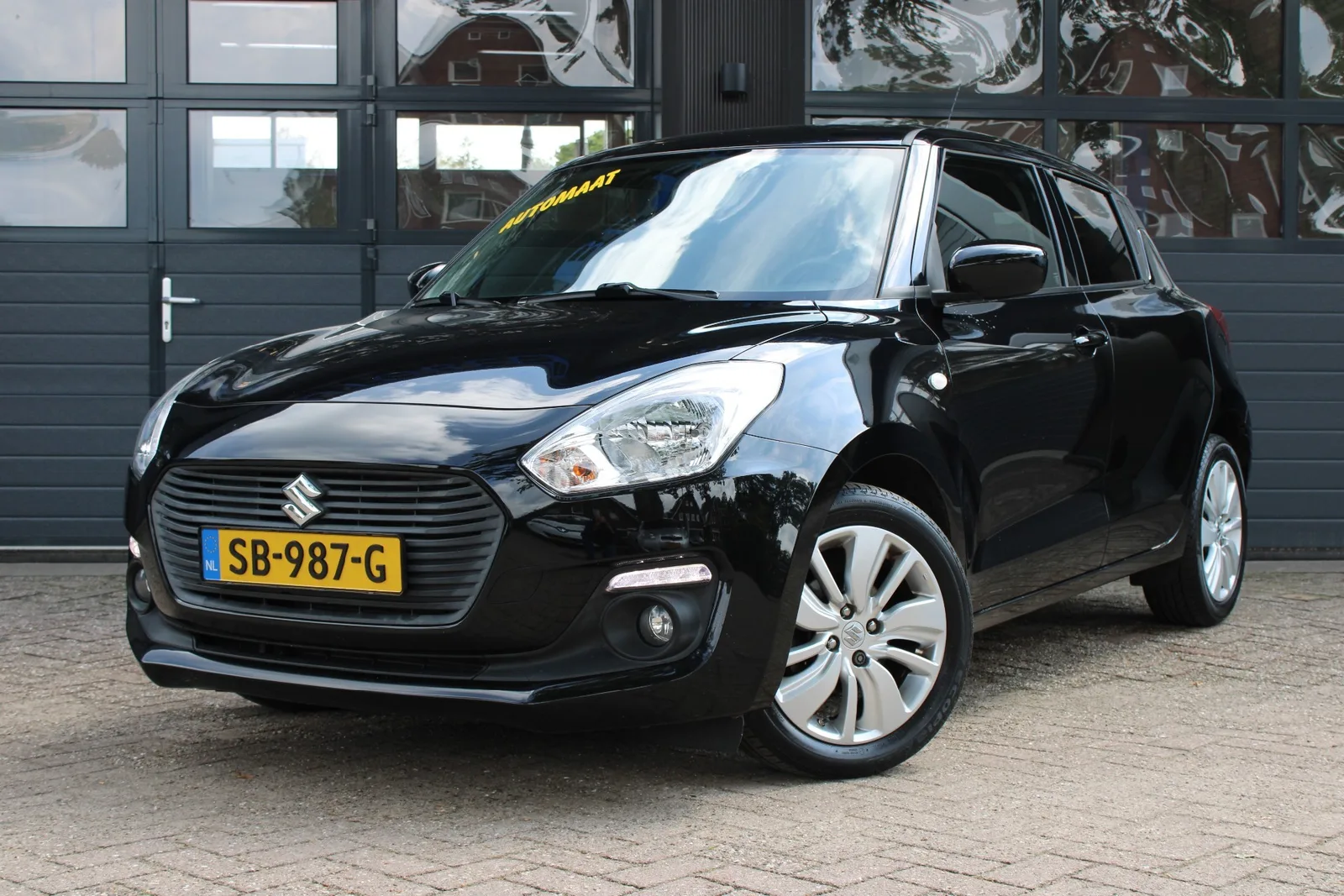 Suzuki Swift (2018) — foto 1